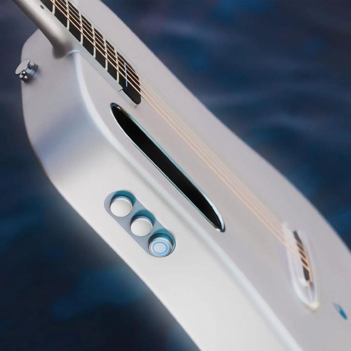 Produktbild Lava Music Gitarre Me Air 36 Zoll Silver (Akustik Gitarre, Airsonic Kohlefaser-Verbundstoff, High pressure laminate (HPL))