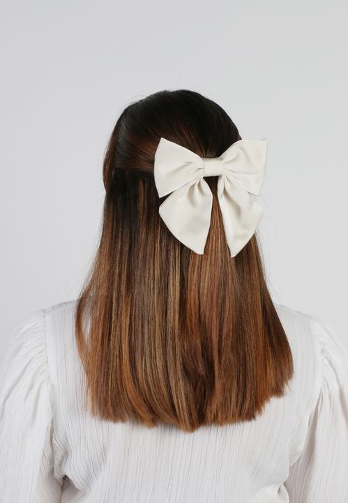Image du produit Trisa Fashion Maschen Set Scrunchie & Clip Offwhite 2 Stk. (Élastiques à cheveux)