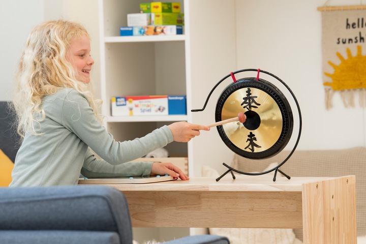 Produktbild Betzold Musik Tisch-Gong mit Metall-Stativ (Gong)