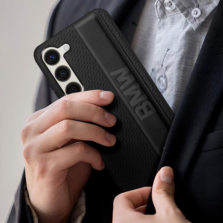 Produktbild BMW Etui BMHCS23M22RDPK S23+ S916 czarny/black hardcase Leather Textured & Stripe (Samsung Galaxy S23+)