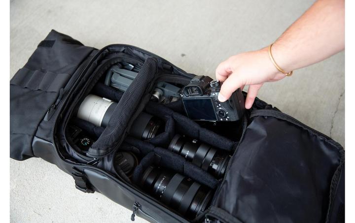 Actual product image Wandrd Cube Pro (Camera inner pocket)