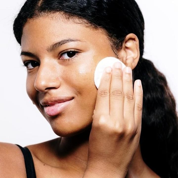 Image du produit AOKlabs Oil Cleaning 2 in 1 Natural Facial Cleansing Gel and Makeup Remover 100ml (100 ml)