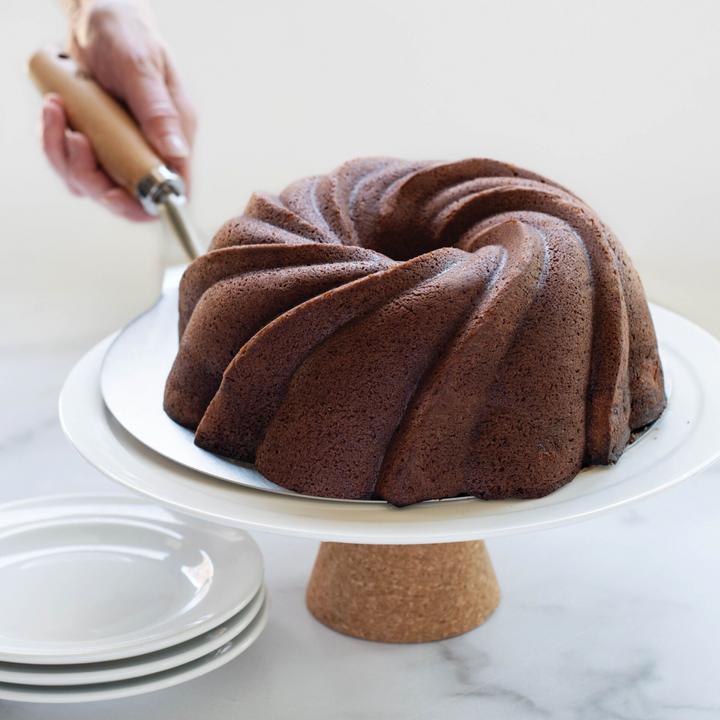 Produktbild Nordic Ware Backform Swirl Bundt (24 cm)