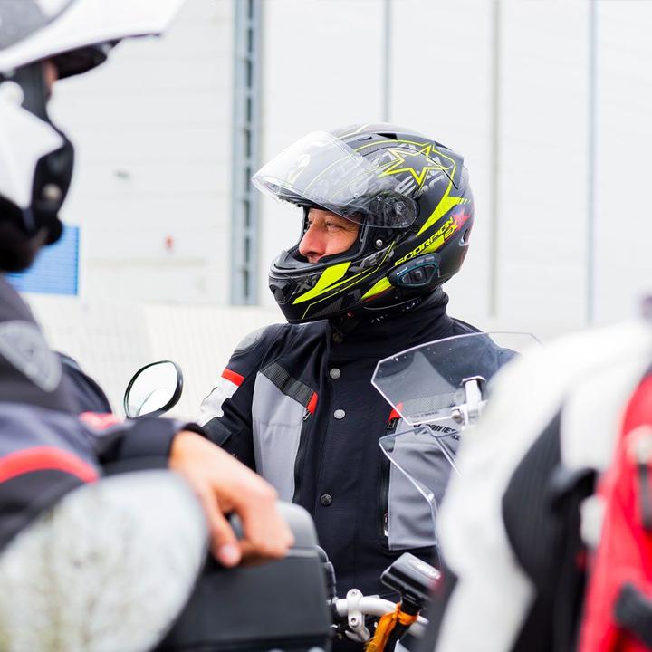 Actual product image Midland BTX2 Pro S motorbike intercom 1200 m Black, Blue (Set of 2)