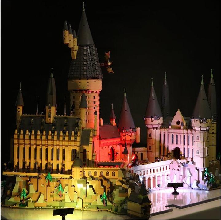 Actual product image BrickBling LED Licht Set für LEGO Harry Potter: Schloss Hogwarts (71043) inkl. Fernbedienung