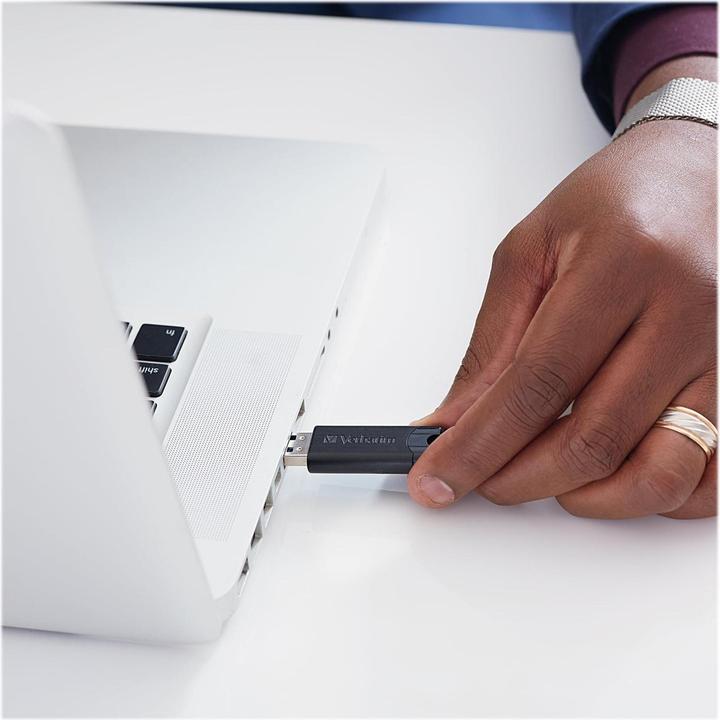 Actual product image Verbatim PinStripe USB Stick (64 GB, USB-A)