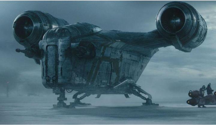 Actual product image Revell The Mandalorian: The Razor Crest