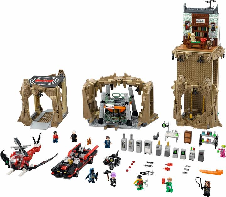 Actual product image LEGO DC Comics Super Heroes Batcave (76052, LEGO DC)