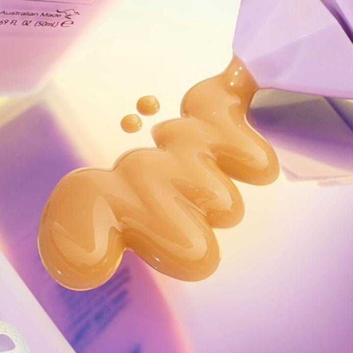 Actual product image Bondi Sands Technocolor Magenta Self-Tanning Face Serum Easy Application Streak Free 50ml - Enriched (Self tanning serum, 50 ml)