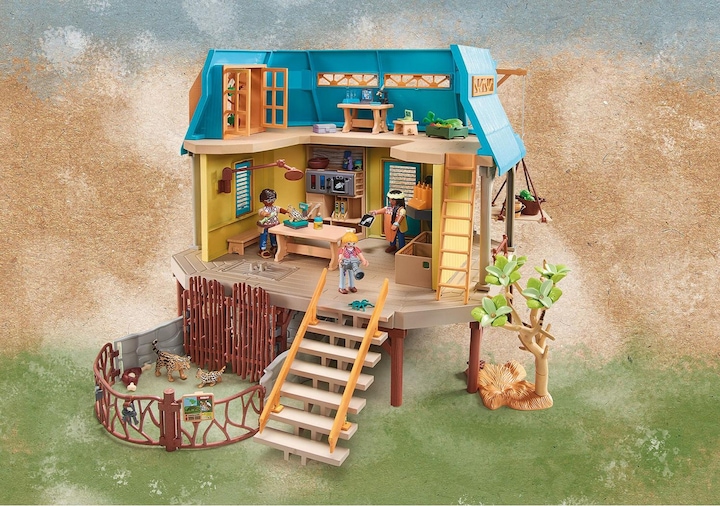 Actual product image Playmobil Animal Care Station (71007, Playmobil Wiltopia)