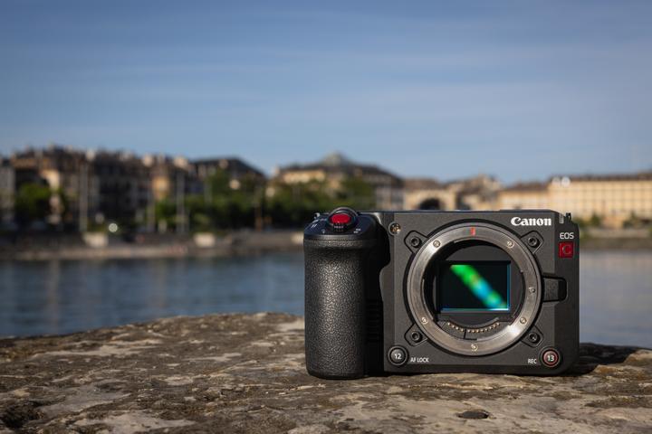 Produktbild Canon EOS C50 (32 Mpx, 60p)
