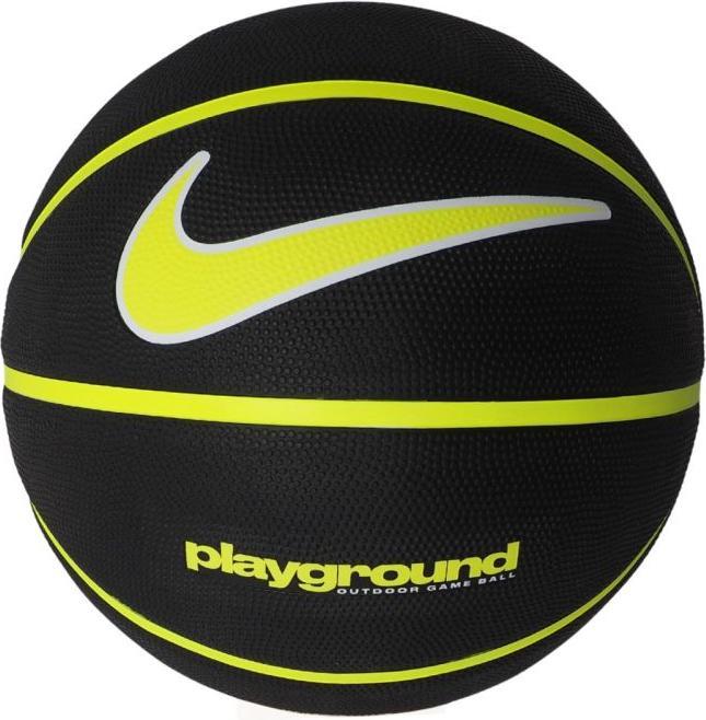 Nike Basketball für den Alltag auf dem Spielplatz