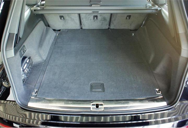 Actual product image Aristar Boot tub for Audi Q7 from 2015 until today