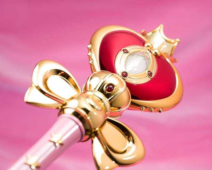 Actual product image Bandai Sailor Moon Réplique Proplica Spiral Heart Moon Rod Brilliant Colour Edition 48 cm