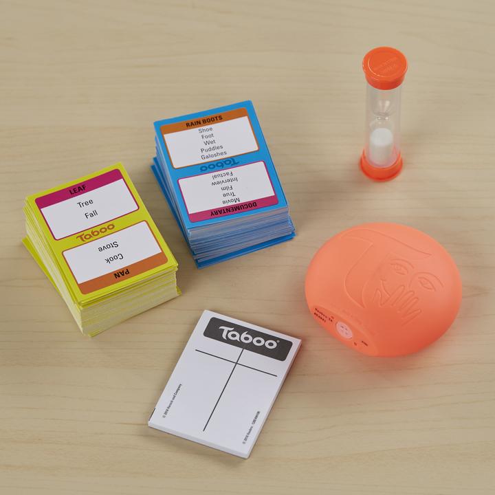 Actual product image Hasbro Gaming Taboo Family Edition, French version (French)