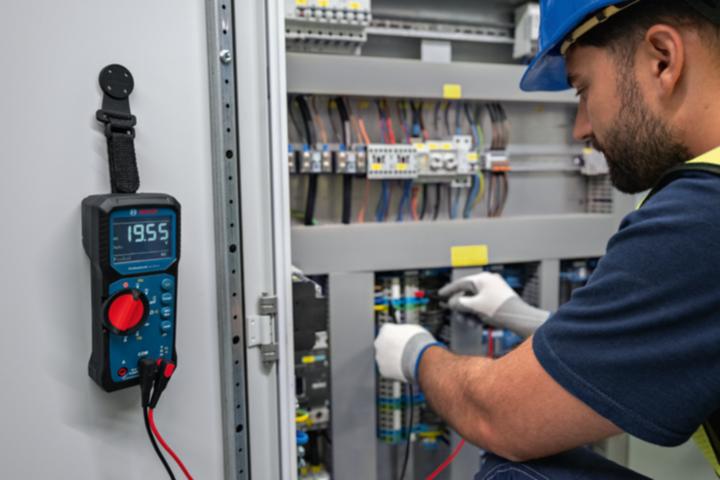 Produktbild Bosch Hausgeräte Multimeter GDM 600-15 0601077301 +MH1 (CAT II)