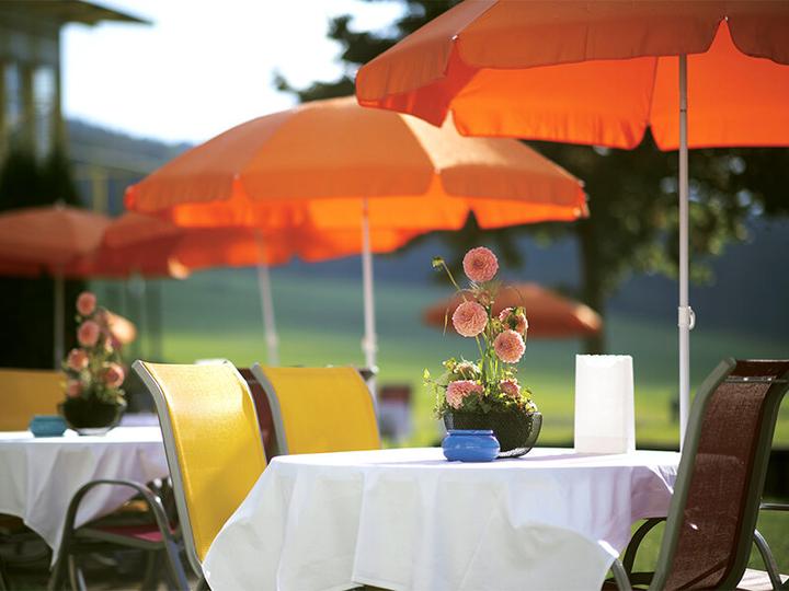 Actual product image Smartbox Séjour dans le Jura avec journée en VTT électrique (2 Persons)