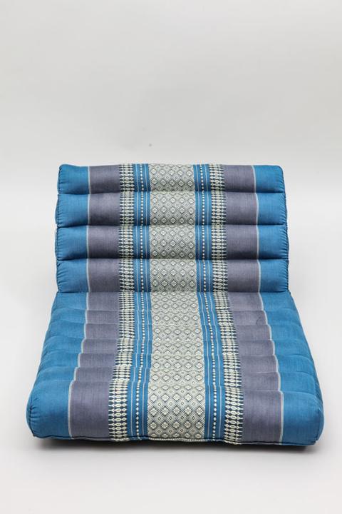 Image du produit Cachet Dreieckskissen mit einer Matte (38 cm)