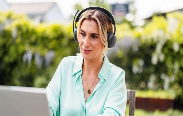 Produktbild Logitech 981-001493, Kabellos, Graphit (Kabelgebunden, Kabellos, USB-C, Microsoft Teams)