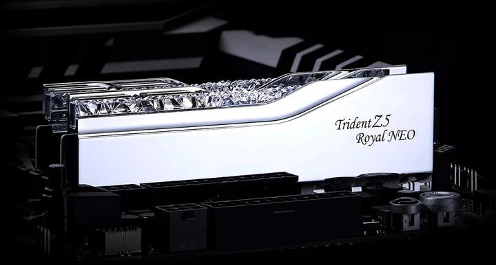 Produktbild G.Skill TRIDENT Z5 ROYAL RGB DDR5 2X32GB 6000MHZ CL28 NEO F5-6000J2836G32GX2-TR5NS (2 x 32GB, 6000 MHz, DDR5-RAM)