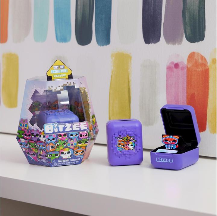 Actual product image Amigo Bitzee - Digital Interactive Pet (Multilingual)