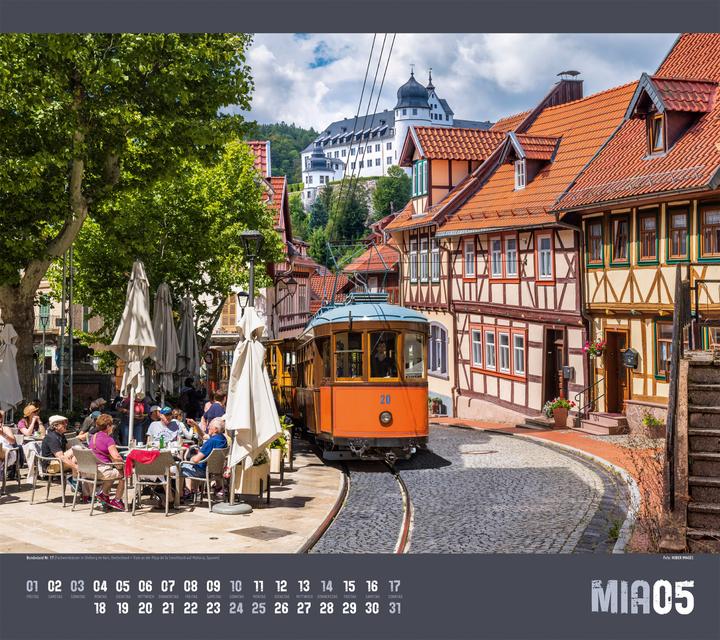 Actual product image Verrückte Welt Kalender 2026 (54 x 48 cm)