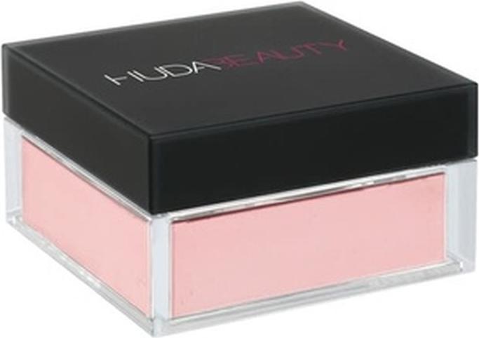 Actual product image Huda Beauty Complexion (Cherry Blossom Cake)