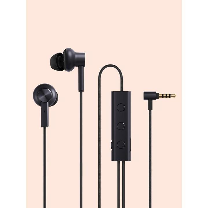 Actual product image Xiaomi Mi Noise Cancelling Earphones (ANC, 12 h, Cable)