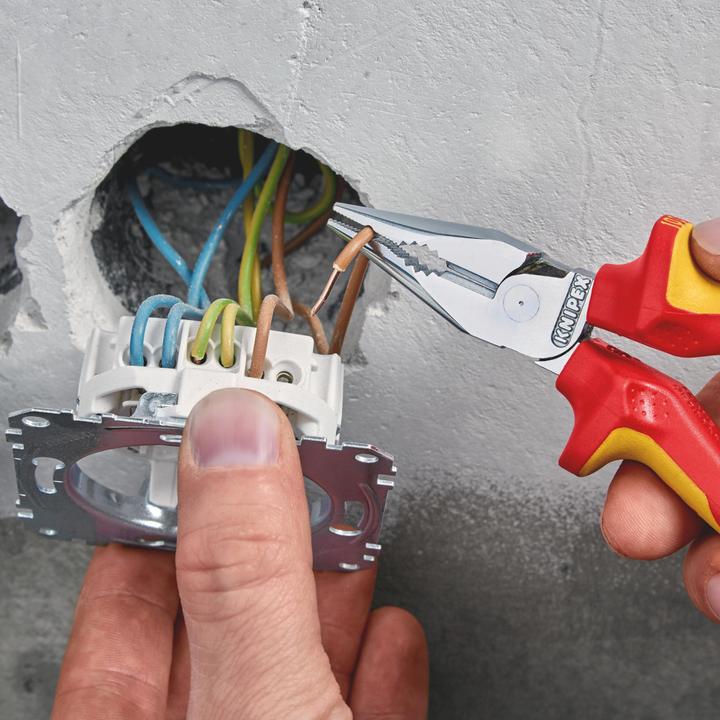 Produktbild Knipex Spitz-Kombizange (145 mm)