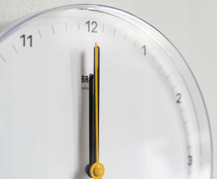 Actual product image Braun Wall Clock (23 cm)