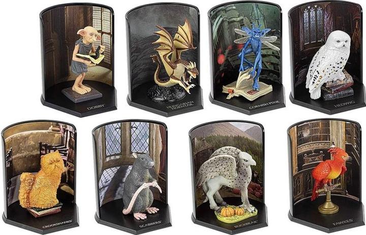 Actual product image Noble Collection HP - Magical Creatures Mystery Cube 1 piece - Assorted items