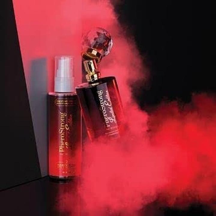 Image du produit PheroStrong Huile de massage à base de phéromones, édition limitée pour femmes 100ml (100 ml)