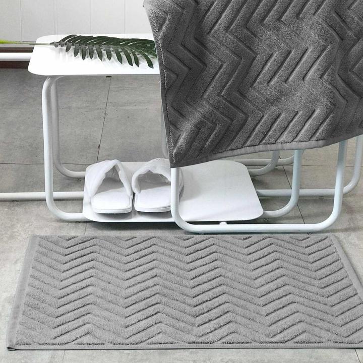 Produktbild Intirilife Badvorleger Duschmatte in Grau (80 x 50 cm)