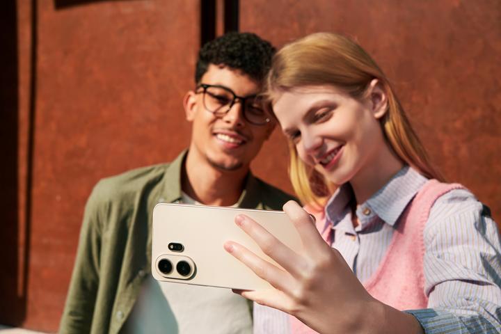 Productafbeelding TCL NXTPAPER 70 Pro (512 GB, Goud, Stellair blauw, 6.90", 5G)