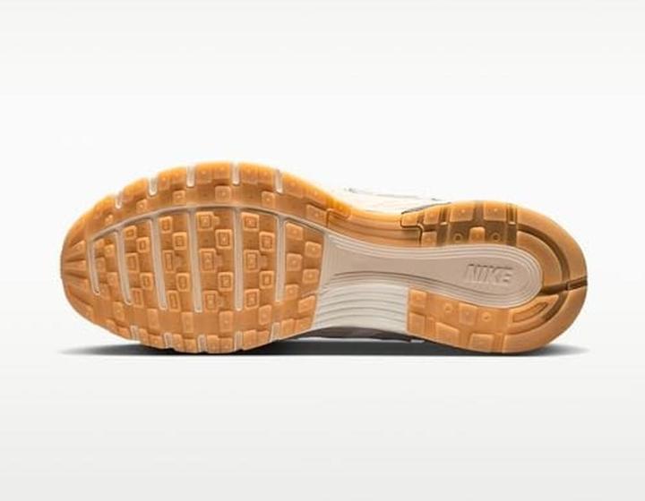Produktbild Nike P-6000 Schuhe (42.5)