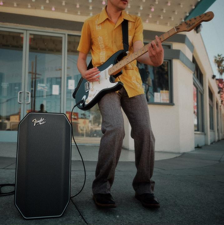 Image du produit Teufel Fender x ROCKSTER AIR 2 Bluetooth Speaker wireless steel black