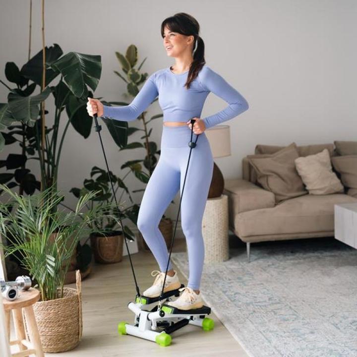 Produktbild HMS Diagonalstepper mit Kabel weiss und grün S3033