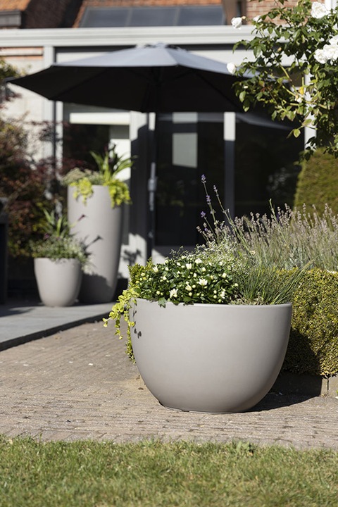 Actual product image 8 seasons design Shining Curvy Pot XM (59 cm)