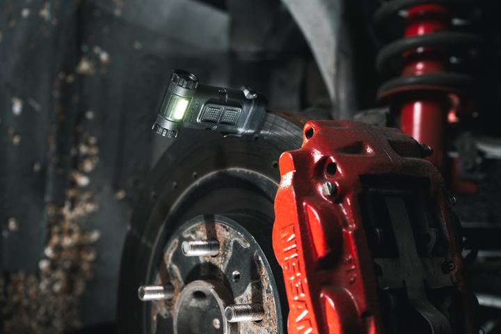 Image du produit Coast HX3R Clip-on avec lumière blanche + UV - 120 lumens (120 lm)