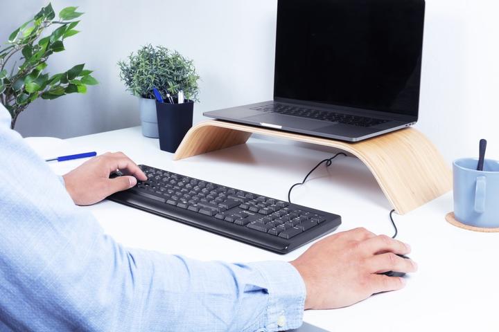 Produktbild Trust Primo Tastatur USB QWERTY US Englisch Schwarz (US, Kabelgebunden)