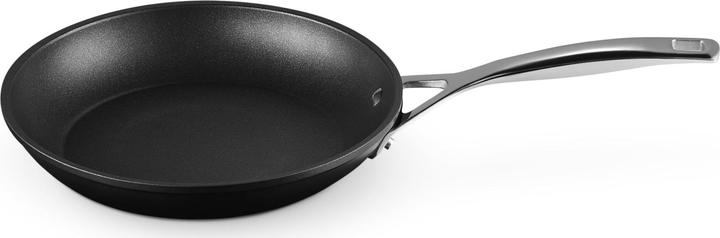 Image du produit Le Creuset Set de poêles antiadhésives en aluminium 24/26 cm, casserole à lait (16 cm, Poêle à frire, Pot à lait, Aluminium)