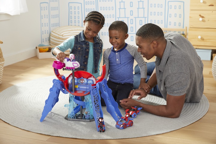 Image du produit Hasbro Spidey et ses incroyables amis Web-Quarters Playset