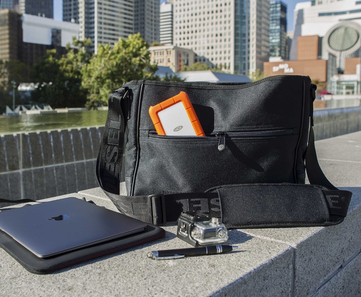 Actual product image LaCie Rugged USB-C (1 TB)