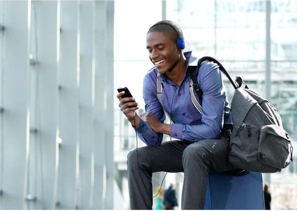 Actual product image JVC HA-S160M-AU blue (No noise cancellation, Cable)
