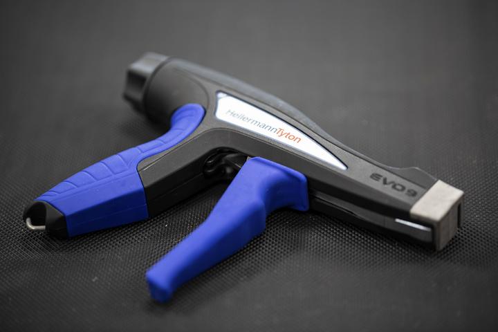 Actual product image HellermannTyton Cable tie pliers EVOHT (191 mm)