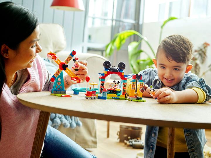 Productafbeelding LEGO Mickey, Minnie en Goofy op de kermis (10778, LEGO Disney)