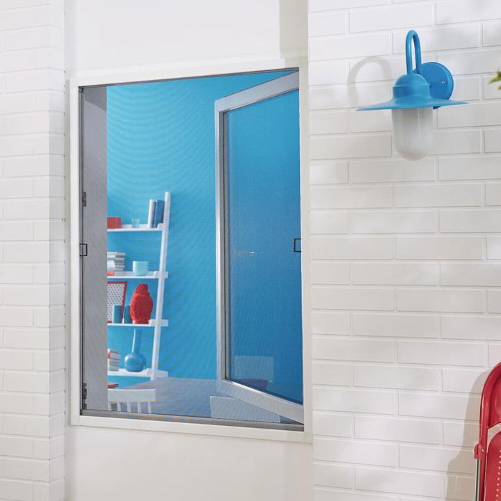 Produktbild tesa Insektenschutz COMFORT für Fenster, mit Klettband, selbstklebend, ohne Bohren (130 x 150 cm)