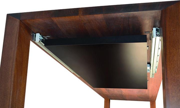 Meyer Table extracts Akrobat