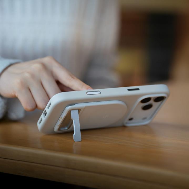 Actual product image Pgytech MagCam 2 Phone Grip (Misty Gray)