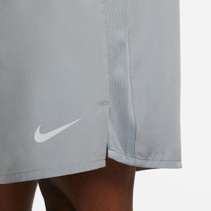 Actual product image Nike Dri-Fit Challenger 7" Brief-Lined Running Shorts (S)